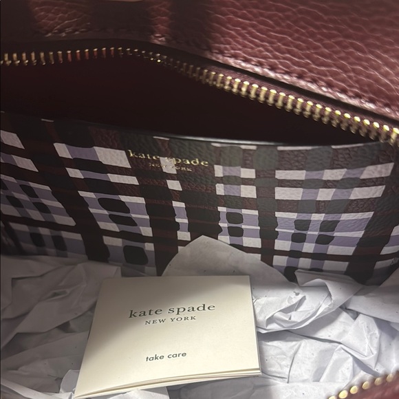 Kate Spade Maroon and Black Satchel with Structured Elegance & Matching Wallet - Picture 5 of 7